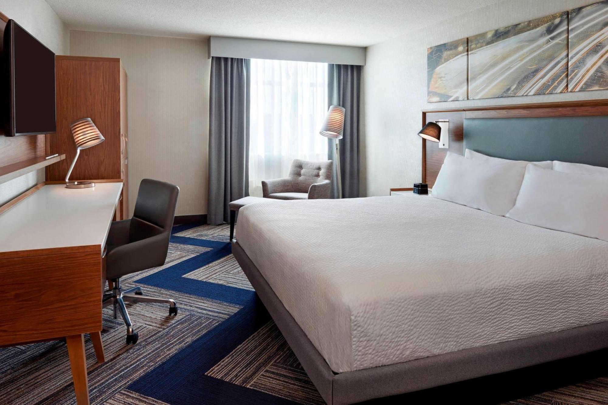 โฟร์ พอยต์ บาย เชอราตัน แฮมิลตัน - สโตนีย์ ครีก Hotel ฮามิลตัน ภายนอก รูปภาพ