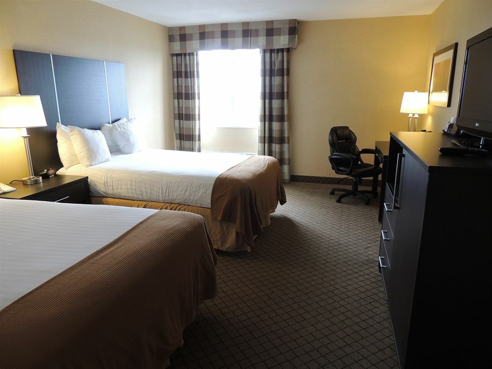 โฟร์ พอยต์ บาย เชอราตัน แฮมิลตัน - สโตนีย์ ครีก Hotel ฮามิลตัน ภายนอก รูปภาพ