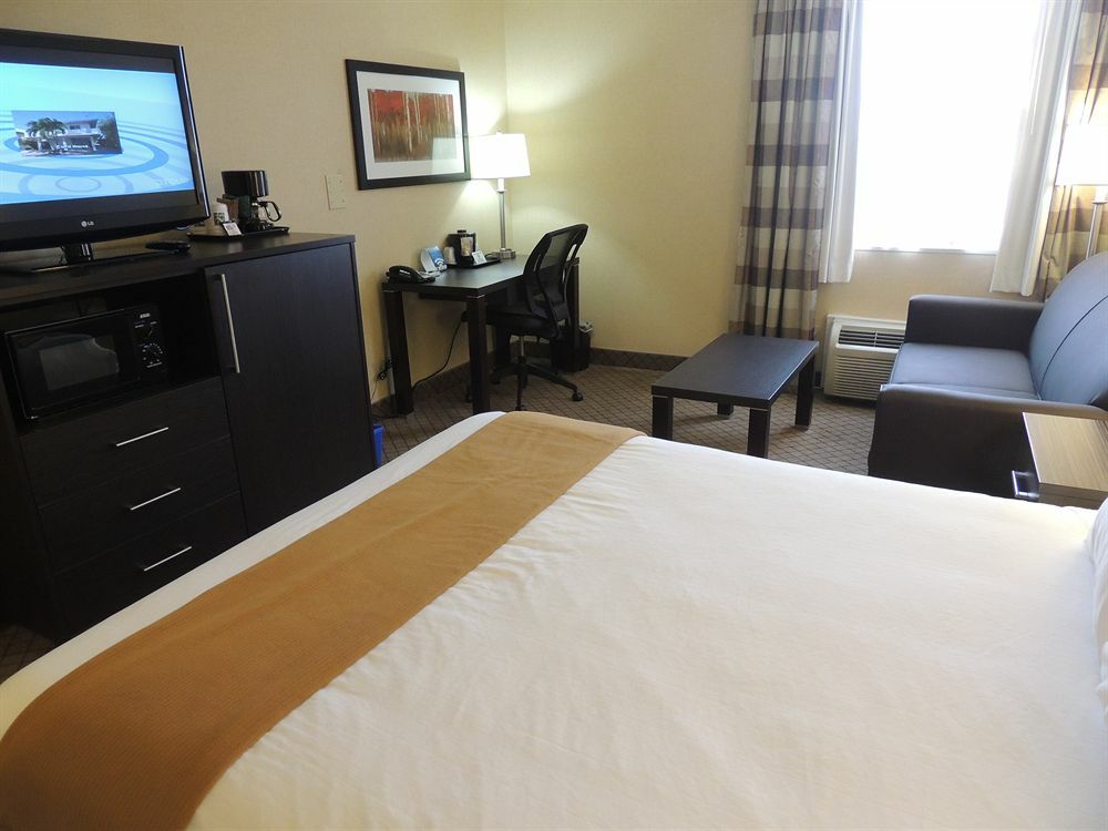 โฟร์ พอยต์ บาย เชอราตัน แฮมิลตัน - สโตนีย์ ครีก Hotel ฮามิลตัน ภายนอก รูปภาพ